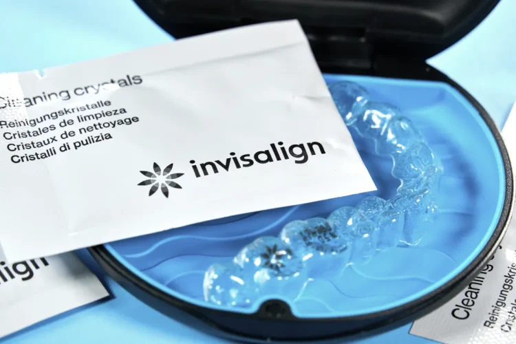 インビザライン(invisalign)